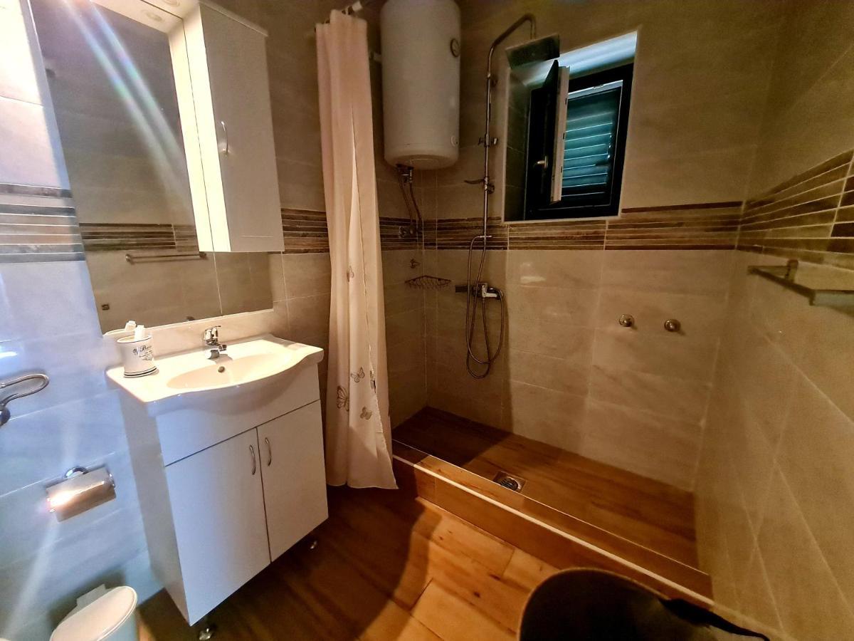 Apartment Sunshine Mali Lošinj Eksteriør bilde