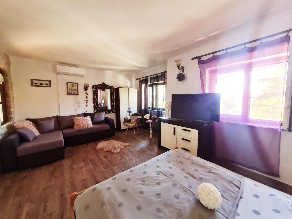 Apartment Sunshine Mali Lošinj Eksteriør bilde